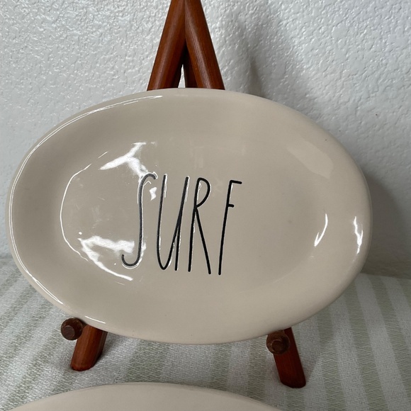 Rae Dunn Vintage Farmhouse By MAGENTA Surf And Sand Plates Set Of 2 - Picture 3 of 5